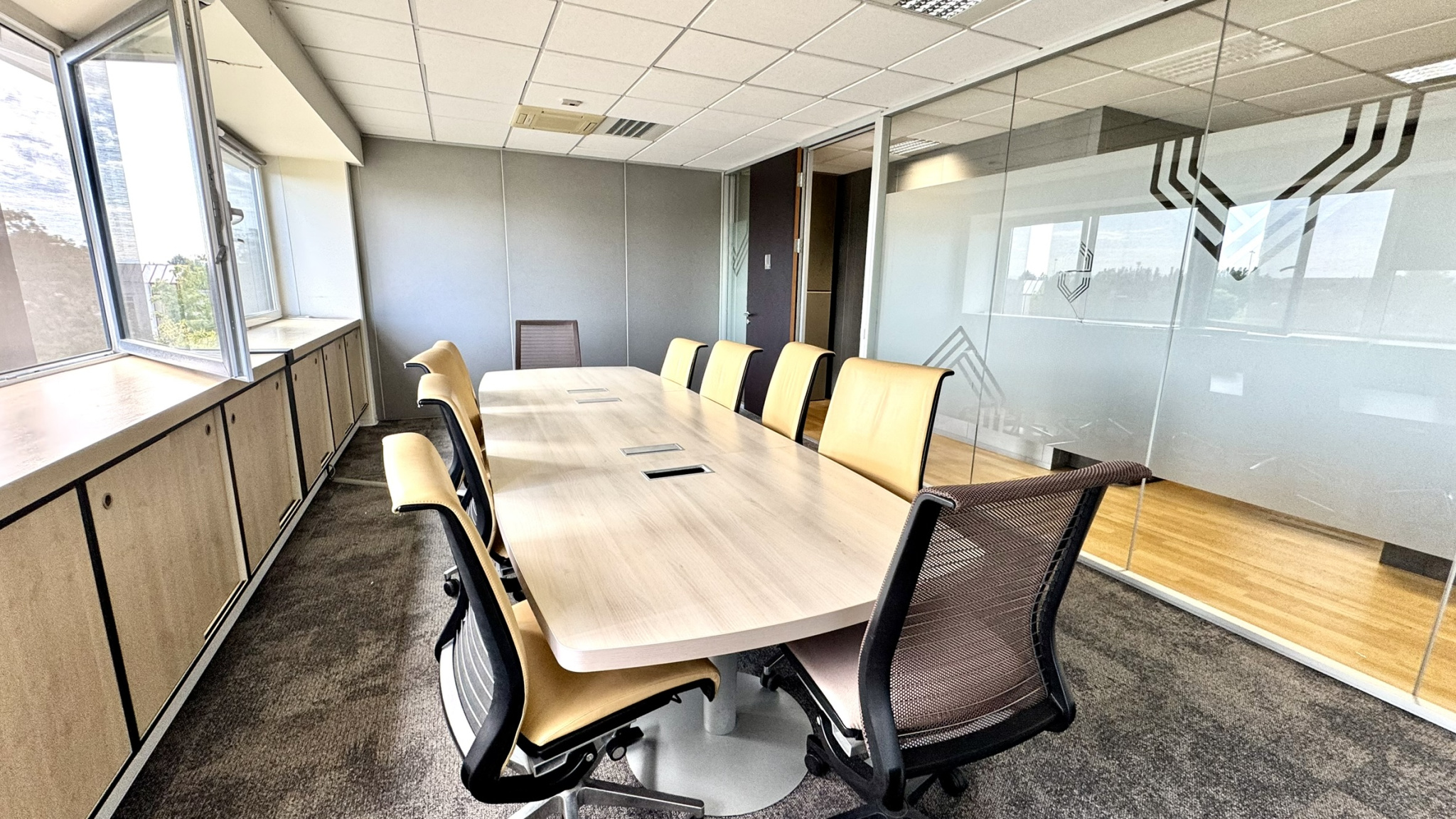 Bureau à louer à Schiltigheim, 506 m², 10 pièces – photo 1 sur 9